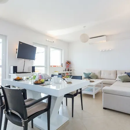 Bonakyra Apartment Donji Majkovi
